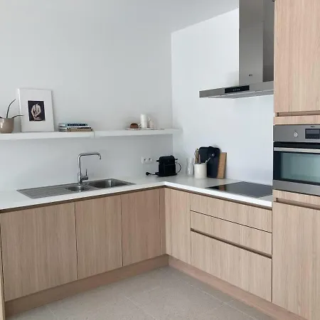 شقة Casiola - Modern One Bedroom With Lateral Sea View *