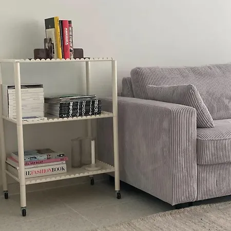 Casiola - Modern One Bedroom With Lateral Sea View شقة