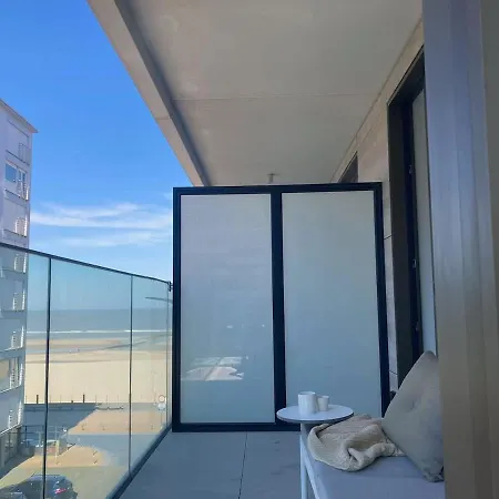Casiola - Modern One Bedroom With Lateral Sea View