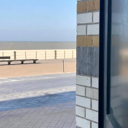 Casiola - Modern One Bedroom With Lateral Sea View Apartment Ostend